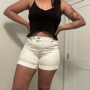 d. jeans White Jean Shorts Classic Tailored Fit